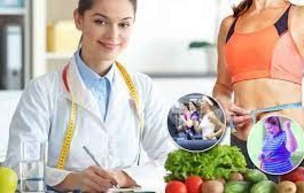 Achieve Your Health Goals with Dr. Namita Nadar - The Top Dietician in Noida