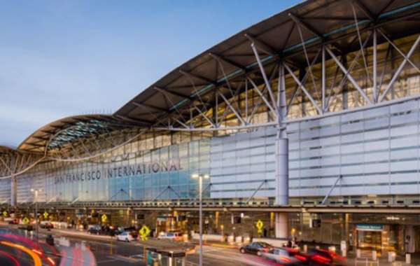 United Airlines SFO Terminal