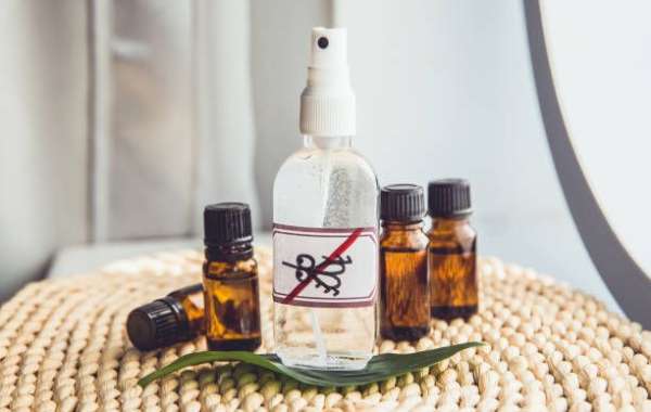 Natural mosquito repellent essential oils: What works and how to use them