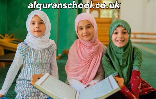 Empower Your Spiritual Journey with Our Exceptional Female Quran Teachers Online at Al Quran School UK