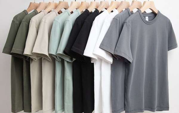 The Ultimate Guide to Wholesale Blank T-Shirts: Everything You Need to Know