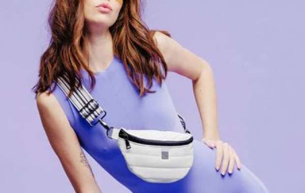 Fashion Meets Function: Explore Tennis and Pickleball Bag Collection