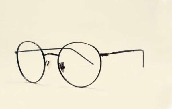 How to choose the right pair of glasses?