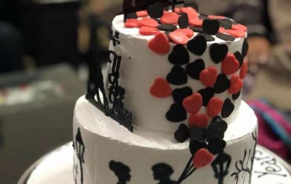 Celebrate Your Special Day with MyBakers' Anniversary Cake Delivery in Chennai