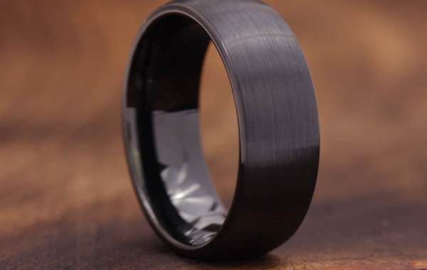 Black Tungsten Men's Wedding Band: A Perfect Choice