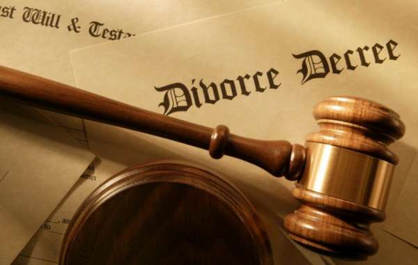 Securing the Right Support: How to Choose the Best Divorce Lawyer
