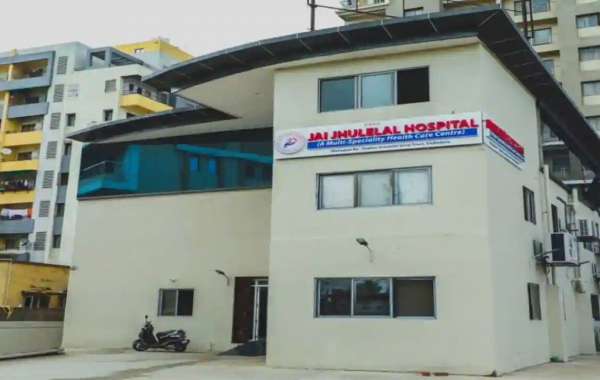 Revolutionizing Healthcare: Online to Charity Hospital in Gujarat