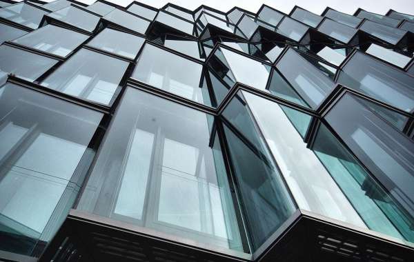 Glass Companies in Dubai: Leading the Way in Innovation and Quality