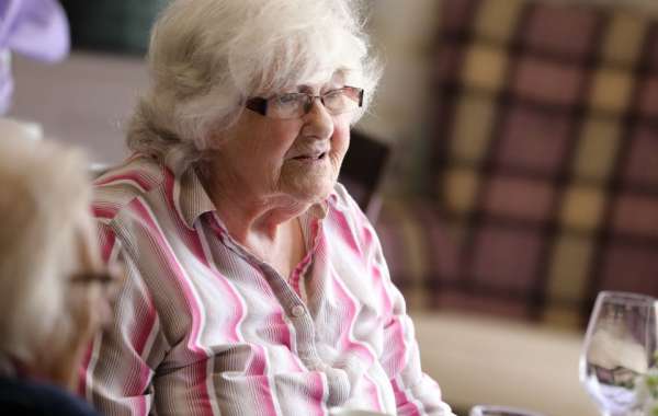 Nursing Care Homes for Dementia: Get Specialised Care at Shipston Lodge Nursing Home