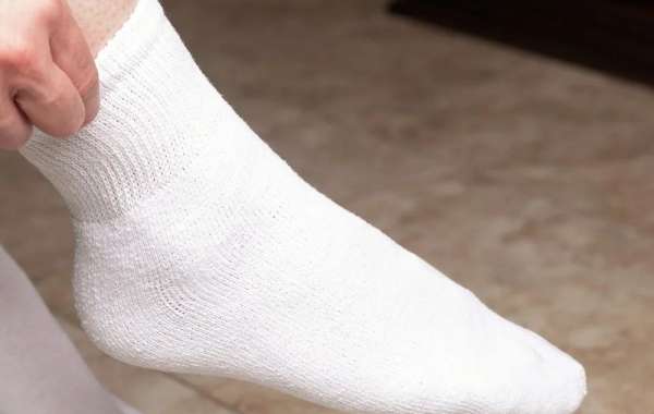 What Are Diabetic Ankle Socks and How Do They Help?