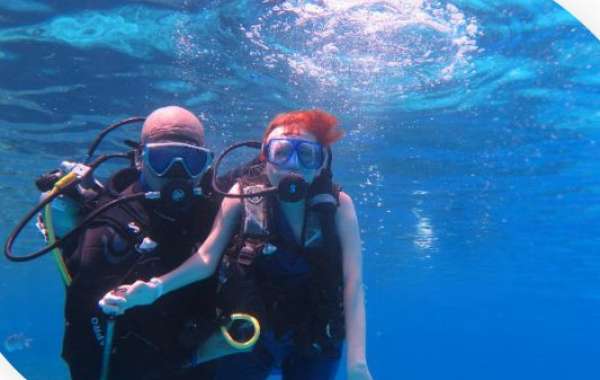 Unveiling the Underwater Wonderland: Scuba Diving in Hurghada