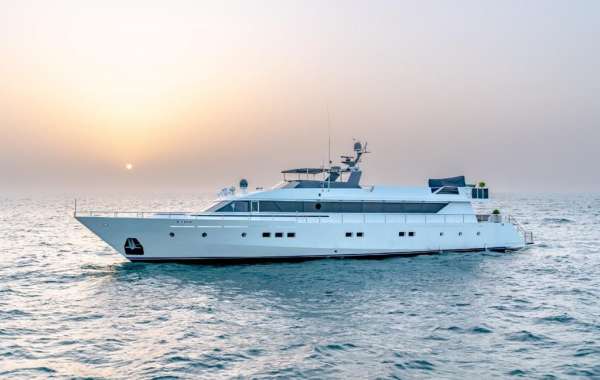 Discover Luxury on the Water: Top Reasons to Choose Yacht Rental in Dubai Marina