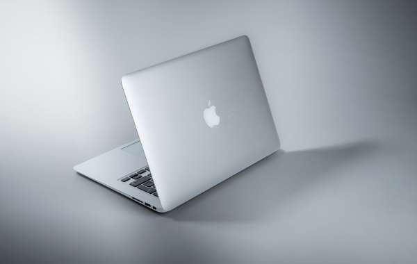 MacBook Pro M2 vs. MacBook Air M2: Which Apple Laptop is Right for You?