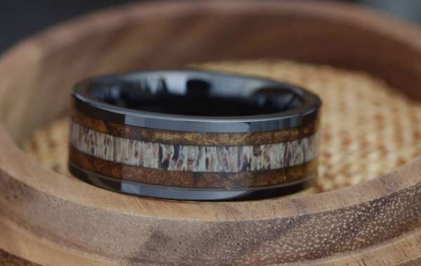 Why Men's Gunmetal Wedding Bands Are a Stylish Choice