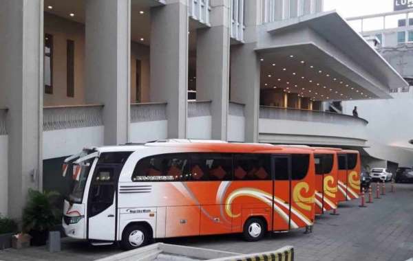 Keuntungan Menggunakan Bus Pariwisata untuk Wisata Semarang