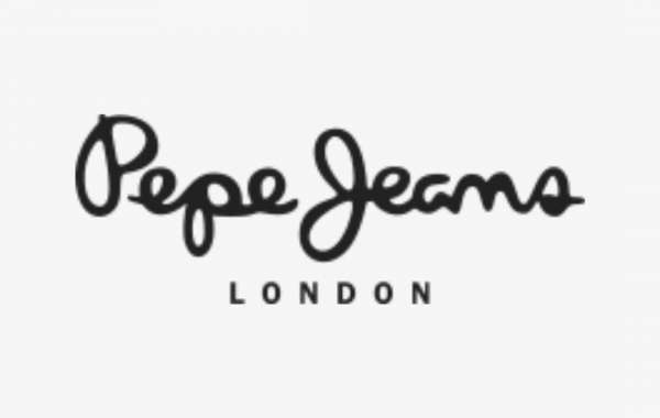 Find Your Perfect Fit: Premium Women’s T-Shirts at Pepe Jeans