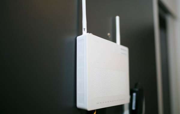 Reset the Linksys Extender to guarantee a reliable WiFi connection.