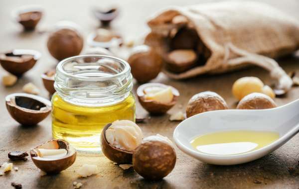 Macadamia Oil: Nature’s Gift for Skin and Hair Health