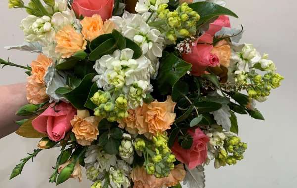 Florist Brighton: How Bayleaves Creates Picture-Perfect Floral Arrangements