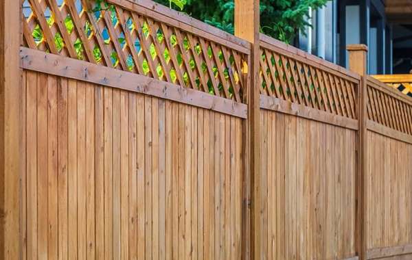 Transform Your Yard with a Fence That Lasts