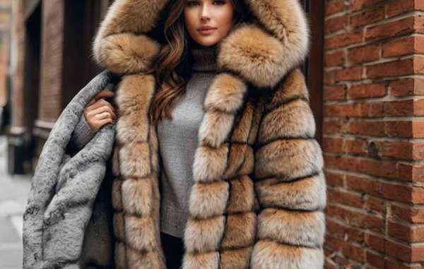 Styling Fur Coats for Women: The Perfect Fit for Every Body Type and Occasion