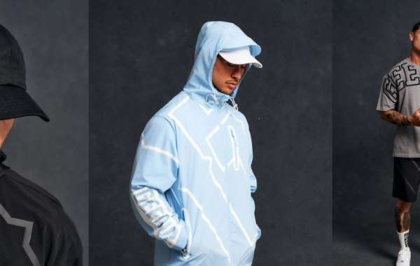 The Geedup Hoodie: A Staple in Urban Streetwear