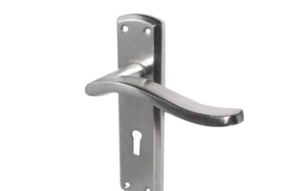 Chrome Door Handles in London: Enhancing Style and Durability for Modern Homes