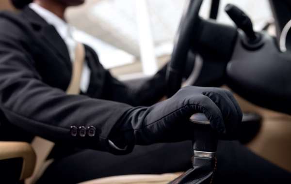 How to Book a Chauffeur with a Car at the Best Deals