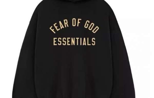 How to Style the Essentials Fear of God Hoodie for Every Occasion