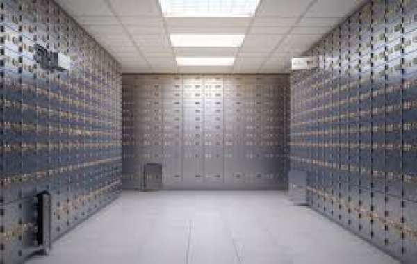 What is the safest and most secure private vault option near me in Dubai for storing valuables, and what should I consid