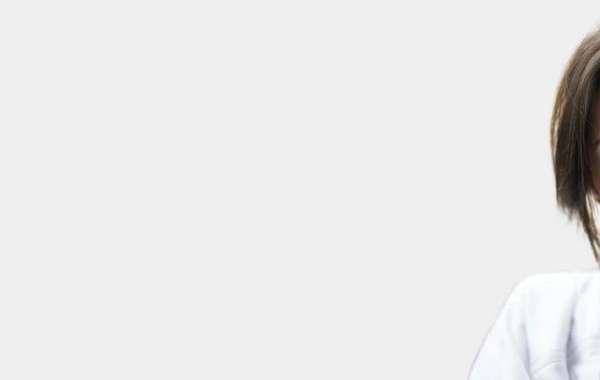 Lip Enhancement: Procedure, Benefits, And Risks