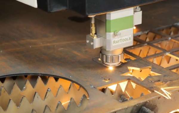 What is a laser machine for metal cutting, and how does it work in industrial applications