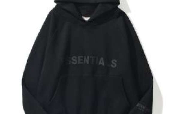 Essentials Hoodie: A Must-Have Wardrobe Staple