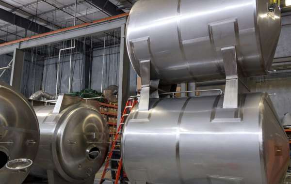 Key Considerations When Choosing the Right Industrial Mixing Tanks