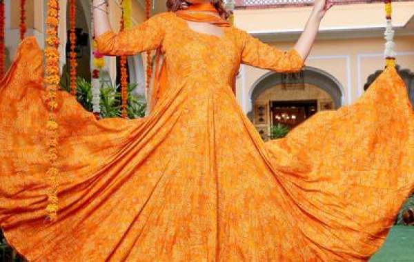 Accessorizing Your Anarkali Suit: Tips for a Glamorous Look