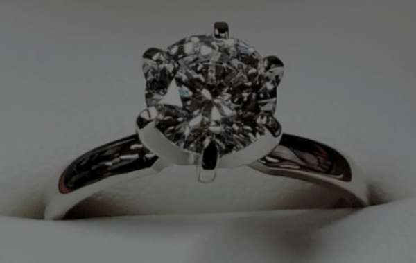 Build an Engagement Ring DIY Style: A Workshop to Build Your Own Ring