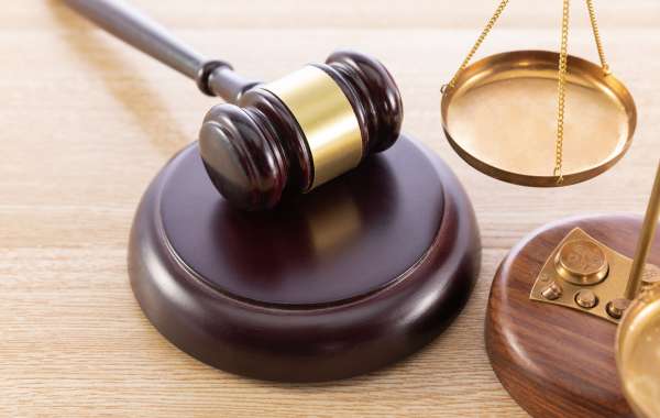 What Should You Expect When Working with Lawyers in Dubai for Legal Advice?