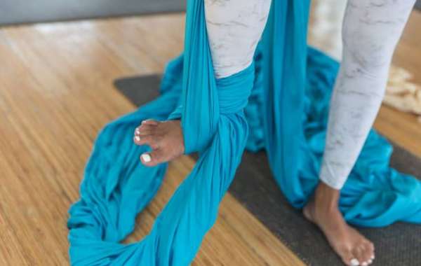 Aerial Yoga Classes for Beginners – Your Guide to Getting Started