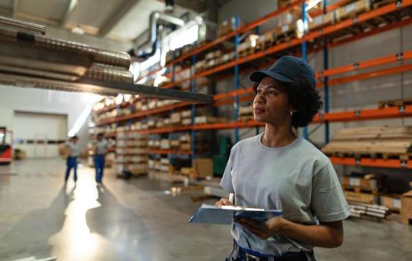 What Are the Key Stages in Supply Chain Management