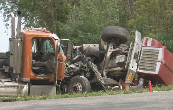 5 Places to Turn When Truck Wrecks Hijack Your Day