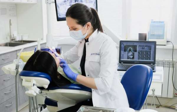 Common Dental Emergencies and How to Handle Them