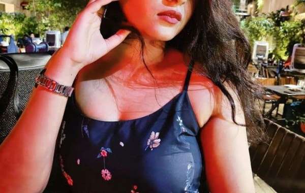 Date A Zirakpur Escort Girl