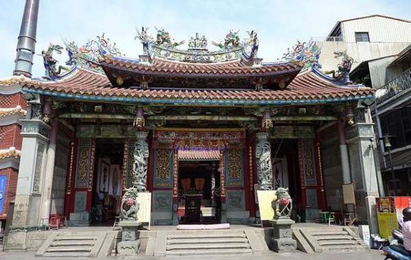 Why Should You Choose a Yangmingshan Tour with Taroko Tour for Your Taiwan Adventure?