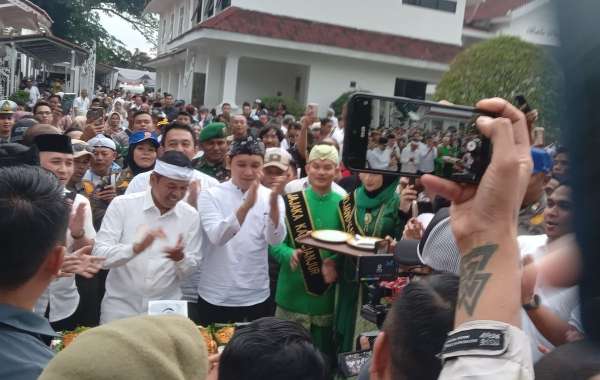 Cianjur Bina Siswa Bermasalah Lewat Program Bela Negara~Dadunation