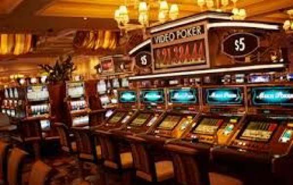 Discover the Excitement of the Royal Casino Game